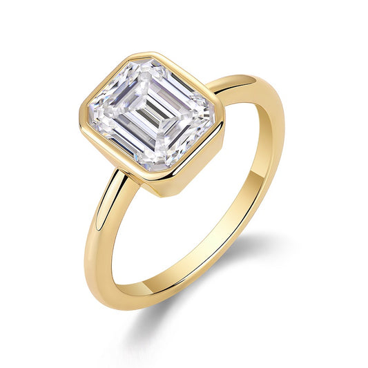 A Fashionable Diamond Jewelry Piece Set With Moissanite S925 Sterling Silver And Gold-plated Diamond Ring